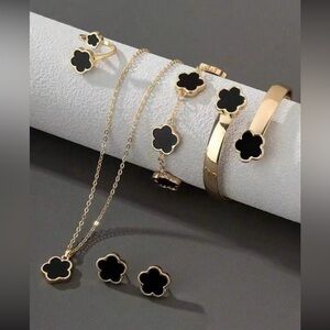 Elegant Black and Gold Flower Jewelry Set New in box